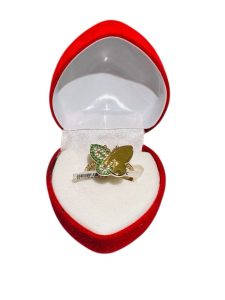 Elegant Butterfly Ring Green 10k
