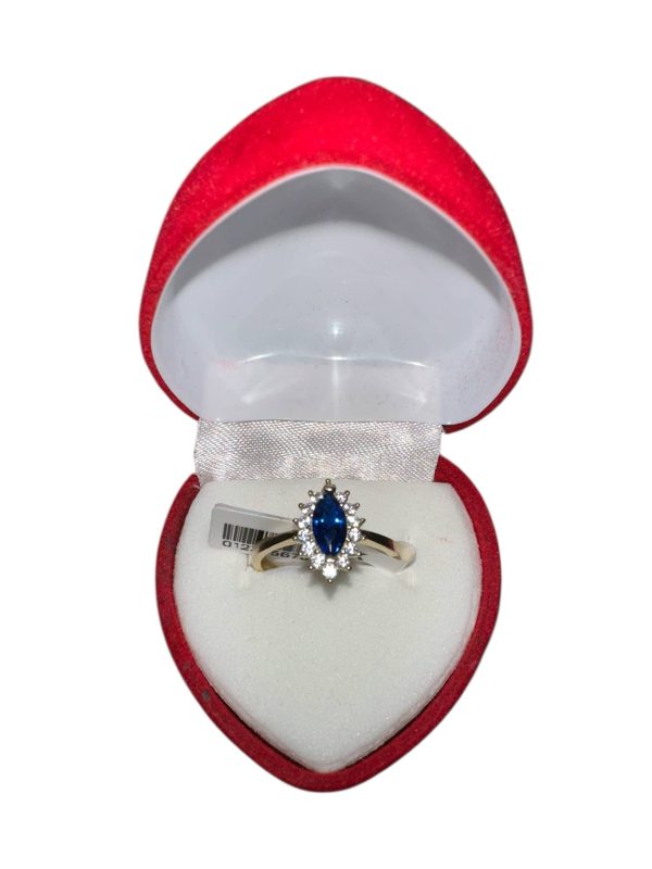 Elegant Blue Topaz Ring 10k.2g jpeg