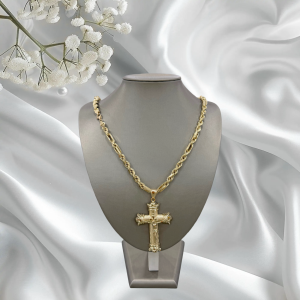 Hermosa cadena Milano en oro 10k 
Con dije de Cruz